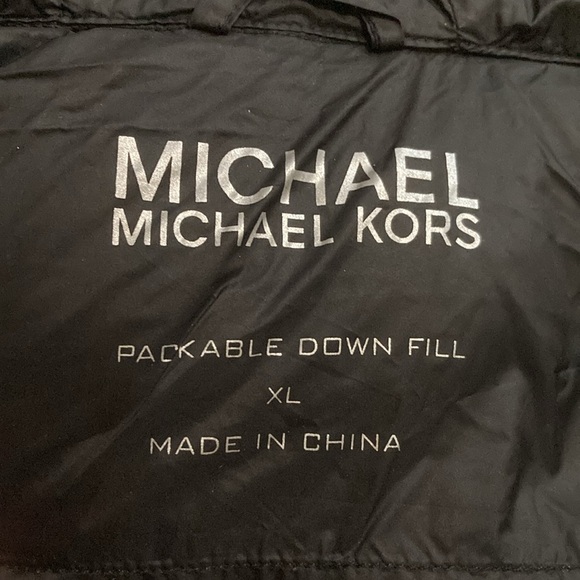 MICHAEL Michael Kors Packable Down Hooded Jacket - Picture 9 of 10